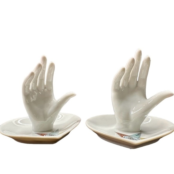 VINTAGE, SET/2 LEFTON, MASONIC, HIGH QUALITY PORCELAIN DISPLAY OF LADIES HAND - Picture 3 of 14